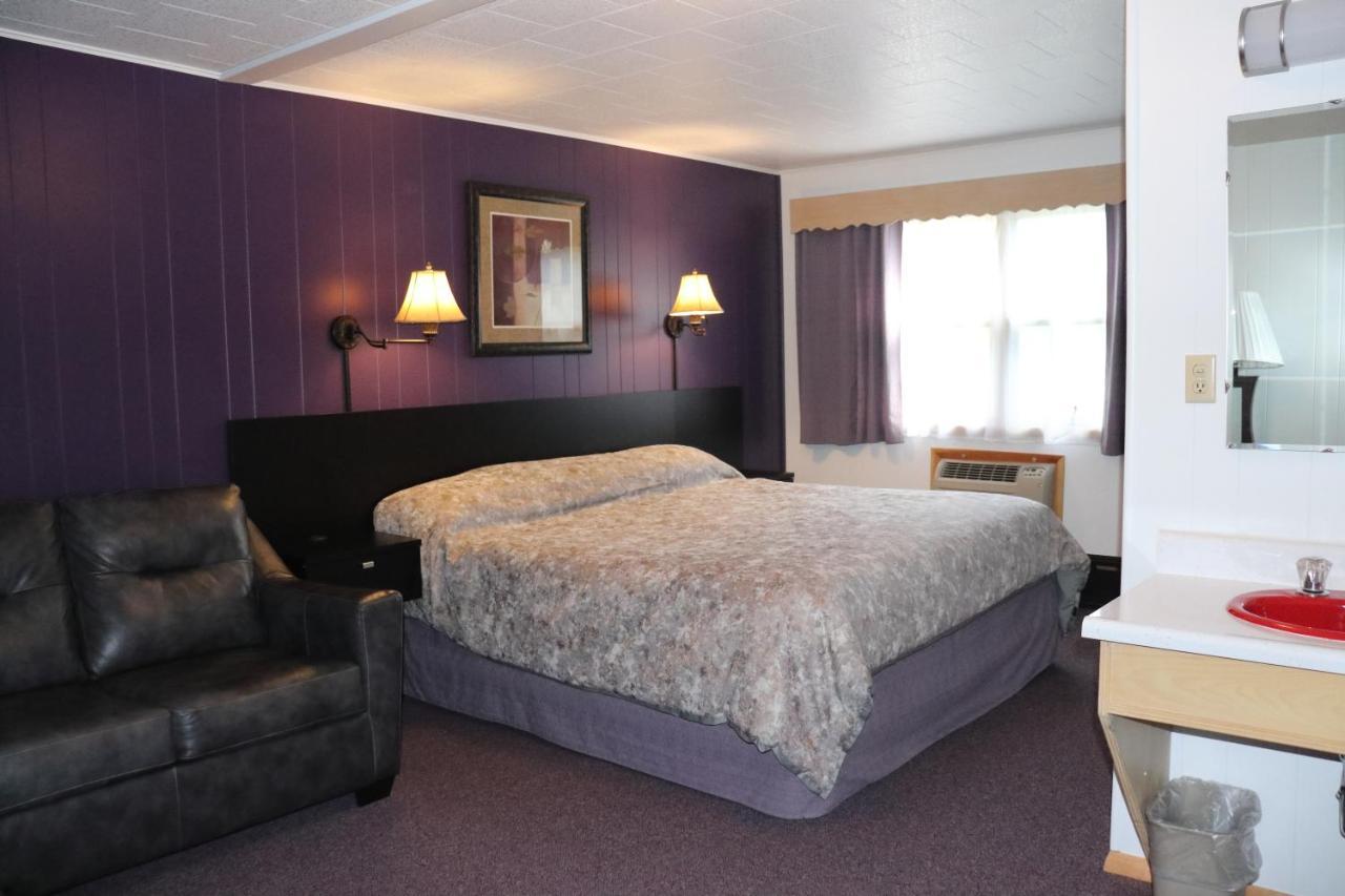 Cedars Motel Ironwood Ngoại thất bức ảnh
