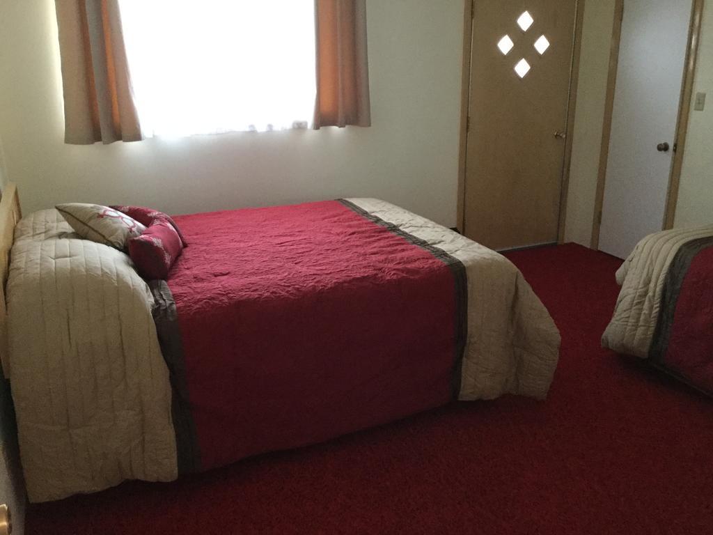 Cedars Motel Ironwood Ngoại thất bức ảnh